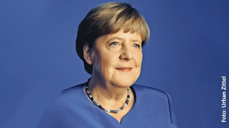 AUSVERKAUFT. Dr. Angela Merkel. „Freiheit“.