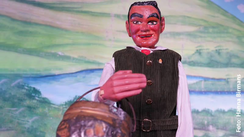 Öcher Schängche. „Froschkönig oder Et Schängche liert et Jrusele“. Kinderstück.