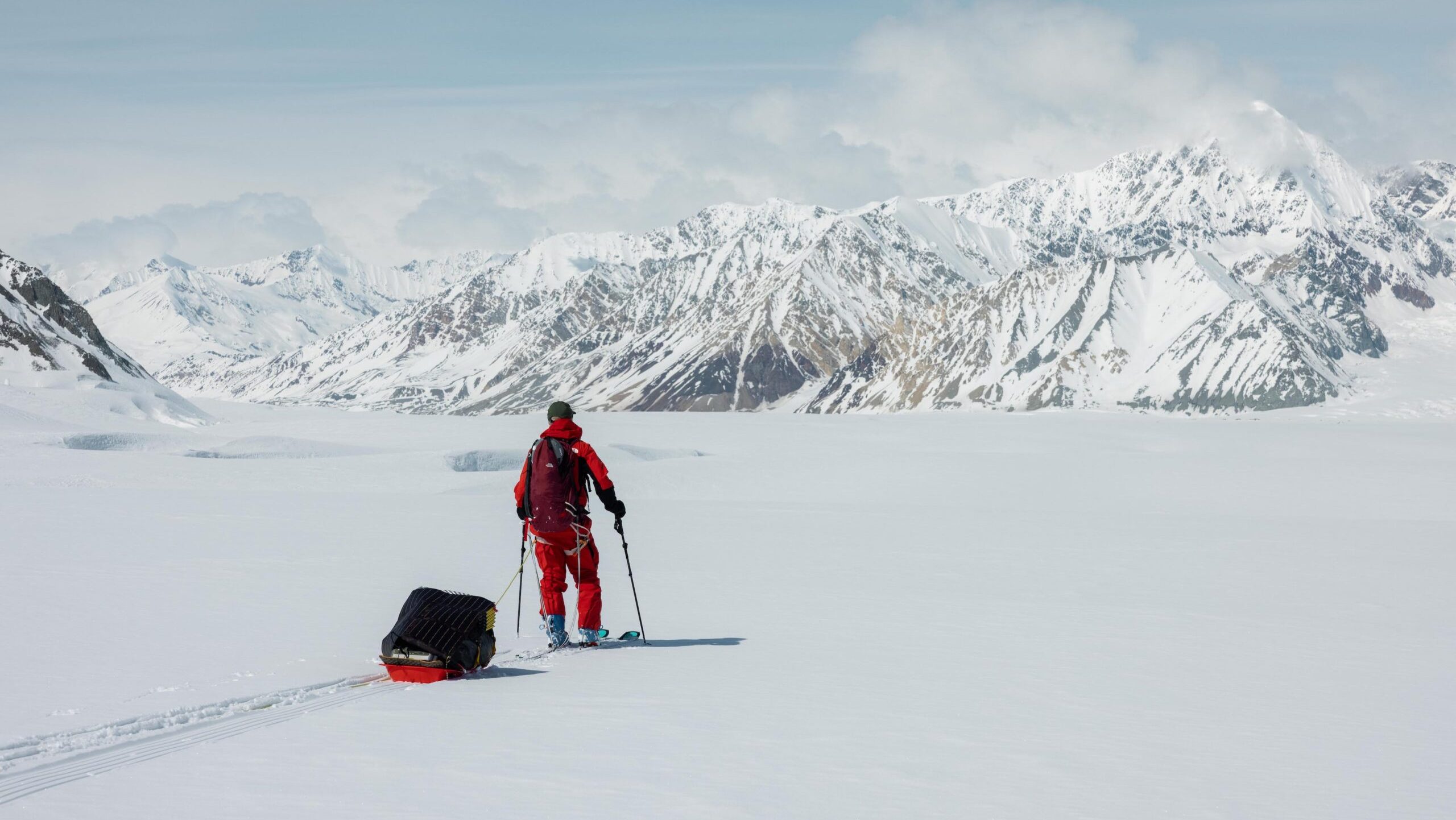 Dutch Mountain Film Festival. „Sense, Shaped by Land, The Lost Cache“.